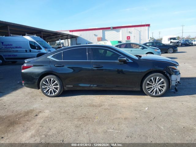 58ADA1C1XMU010112 Lexus ES 300H