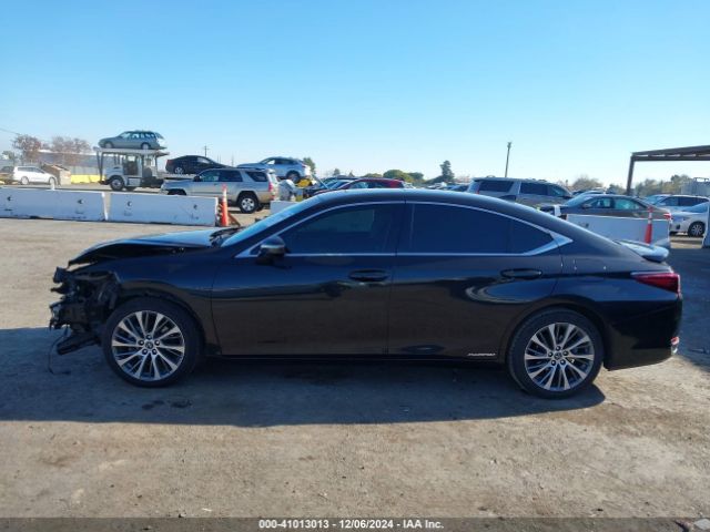 58ADA1C1XMU010112 Lexus ES 300H