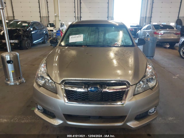4S3BMBA66E3010761 Subaru Legacy 2.5i