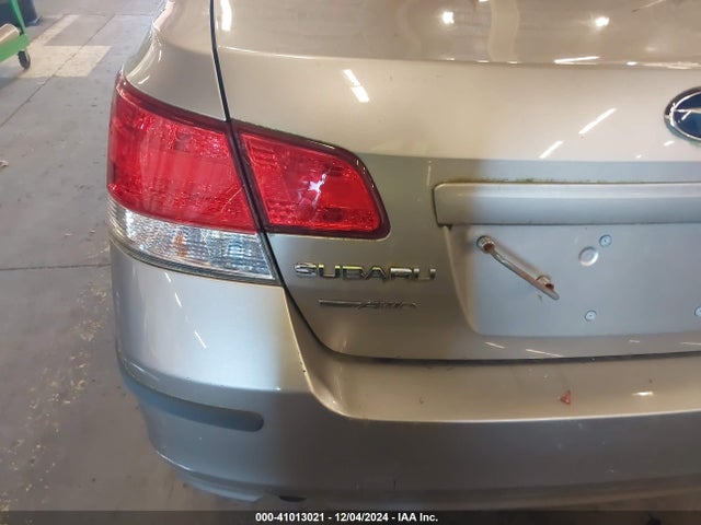 4S3BMBA66E3010761 Subaru Legacy 2.5i