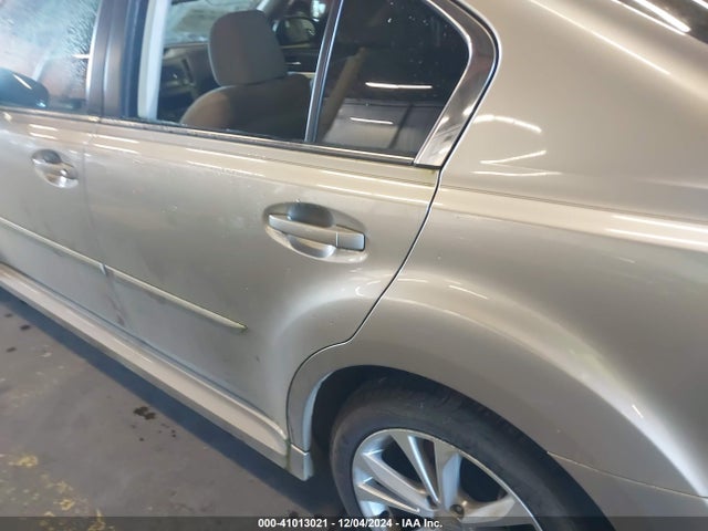 4S3BMBA66E3010761 Subaru Legacy 2.5i