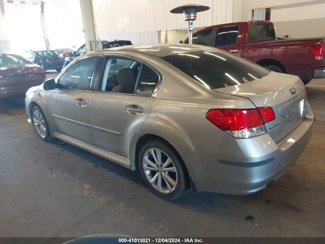 4S3BMBA66E3010761 Subaru Legacy 2.5i