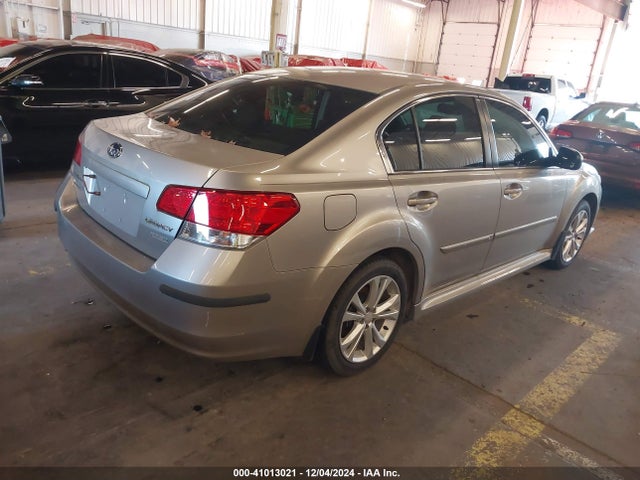 4S3BMBA66E3010761 Subaru Legacy 2.5i