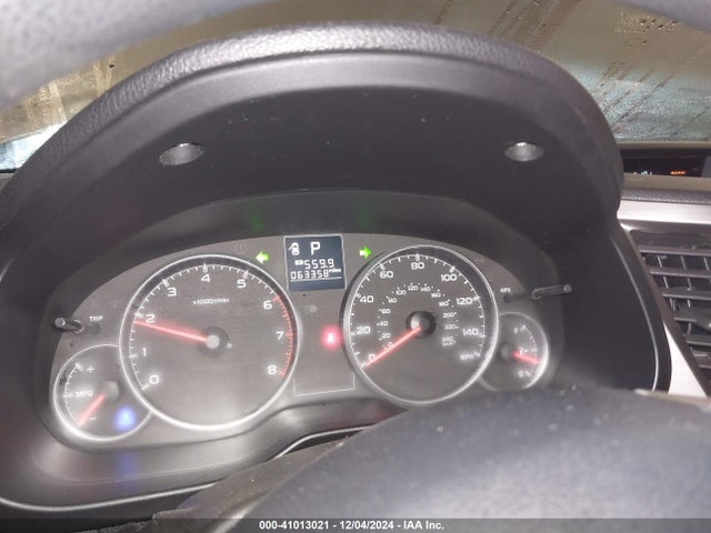 4S3BMBA66E3010761 Subaru Legacy 2.5i