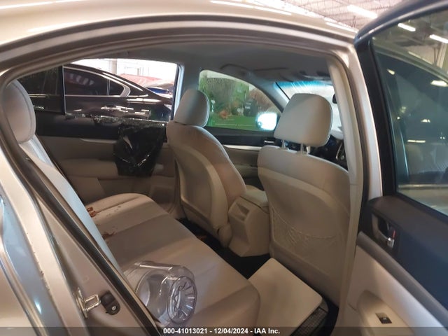 4S3BMBA66E3010761 Subaru Legacy 2.5i