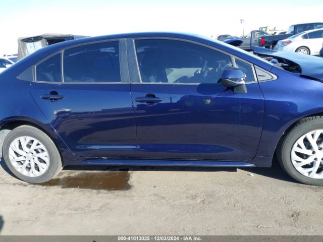 JTDEPMAE1MJ181340 Toyota COROLLA LE