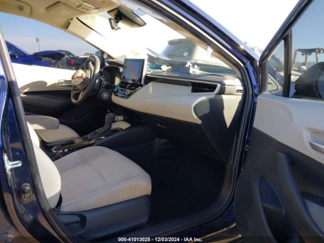 JTDEPMAE1MJ181340 Toyota COROLLA LE
