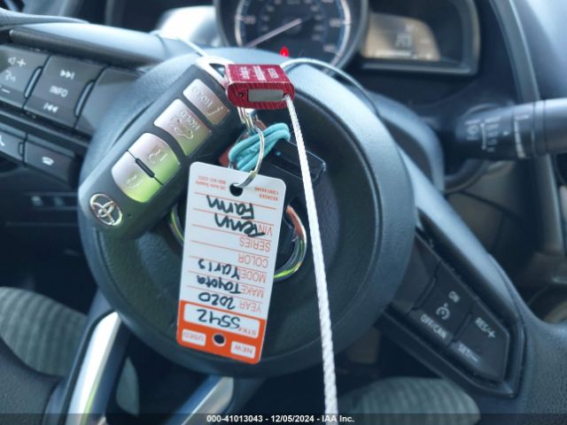 3MYDLBYV8LY707895 Toyota YARIS LE