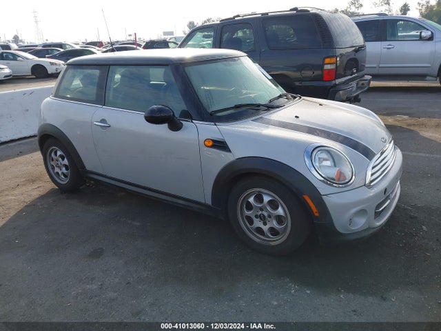 2013 MINI HARDTOP WMWSU3C55DT690657 Photo 0