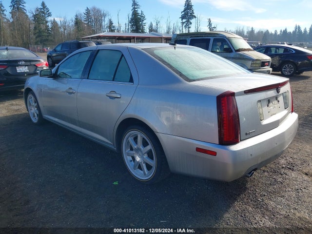 2007 CADILLAC STS 1G6DC67A870176768 Photo 2