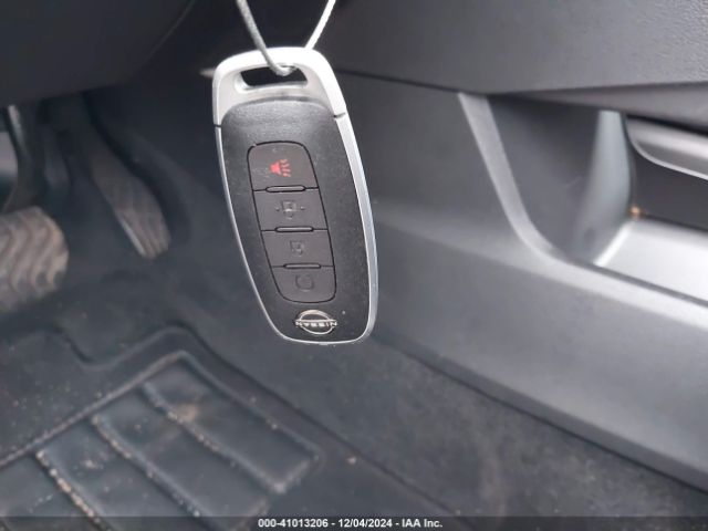 JN8BT3BA3PW409306 Nissan Rogue Sv Fwd