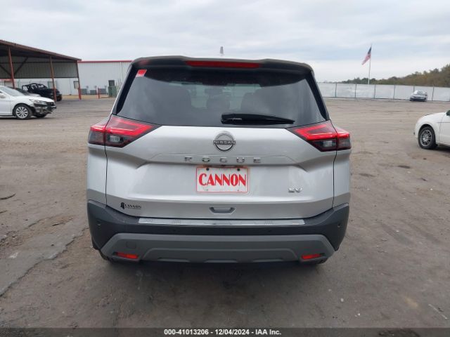 JN8BT3BA3PW409306 Nissan Rogue Sv Fwd