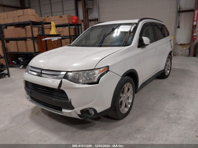 JA4AD3A30FZ013333 Mitsubishi Outlander Se
