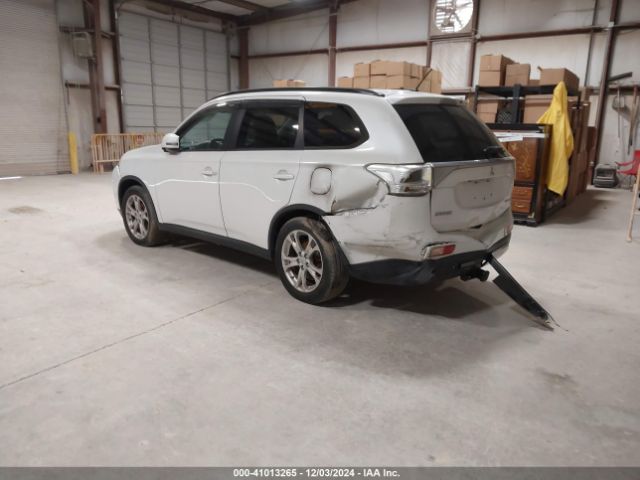 JA4AD3A30FZ013333 Mitsubishi Outlander Se