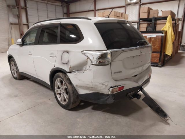 JA4AD3A30FZ013333 Mitsubishi Outlander Se