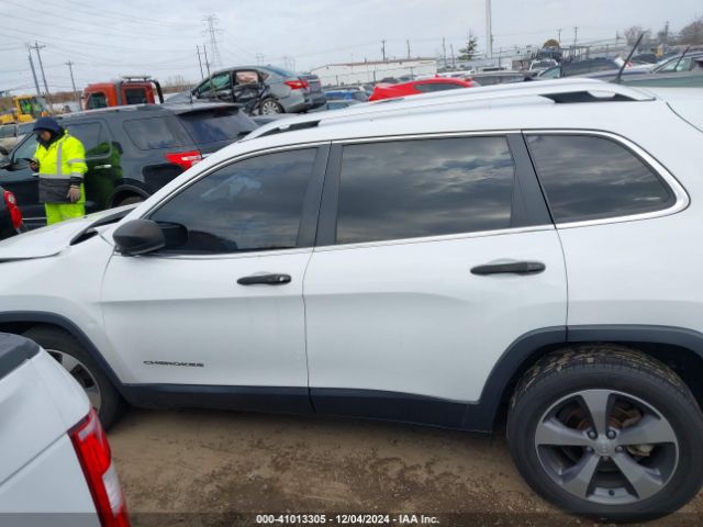 1C4PJLDB2KD376395 Jeep Cherokee Limited Fwd