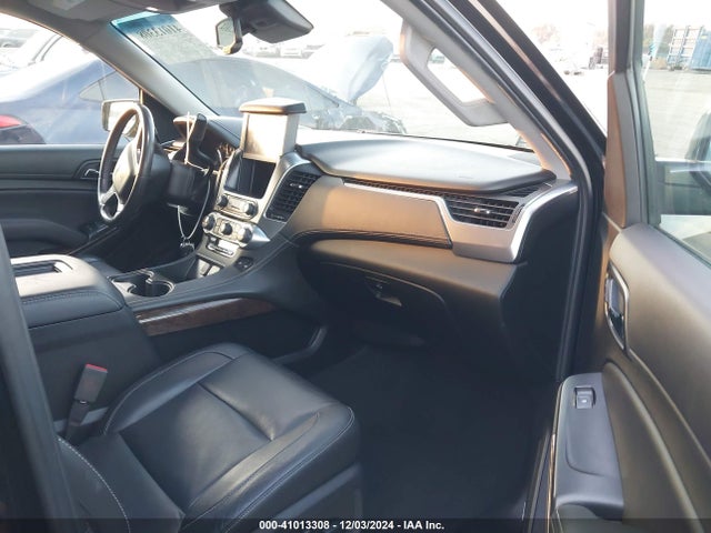 1GNSKBKC2JR277646 Chevrolet Tahoe Lt