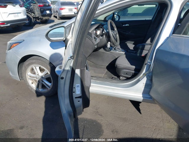 3G1BE6SM9HS595957 Chevrolet Cruze Lt Auto