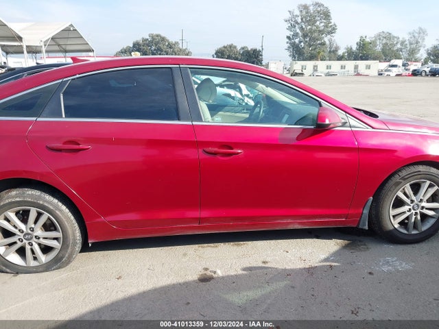 Hyundai SONATA SE 2016 5NPE24AF0GH275813 Image 12