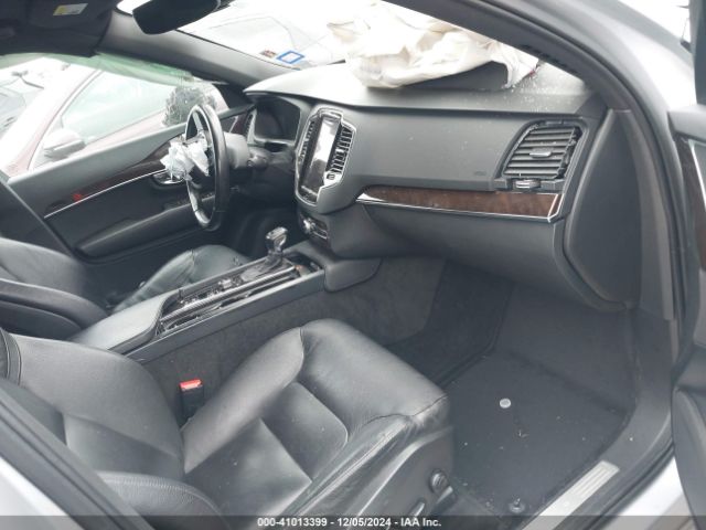 YV4A22PK9G1034151 Volvo Xc90 T6 Momentum
