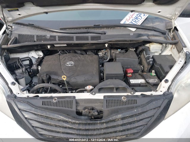 5TDZZ3DC7HS840675 Toyota Sienna L 7 Passenger