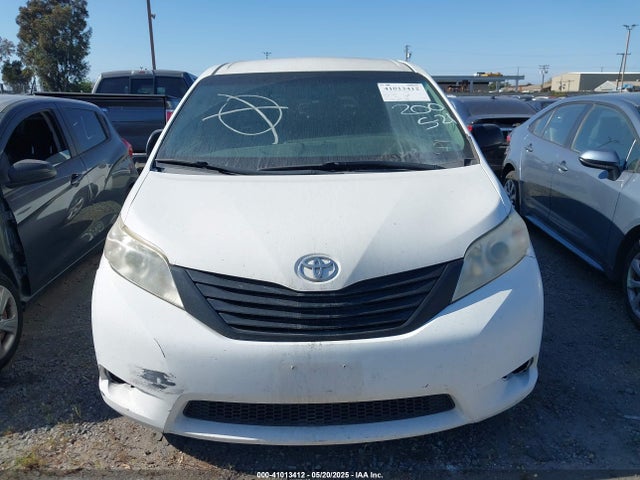5TDZZ3DC7HS840675 Toyota Sienna L 7 Passenger
