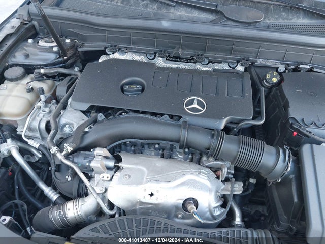 W1N4M4HB7LW037978 Mercedes-Benz Glb 250 4matic