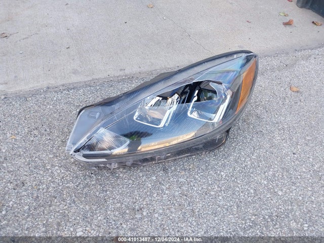 W1N4M4HB7LW037978 Mercedes-Benz Glb 250 4matic