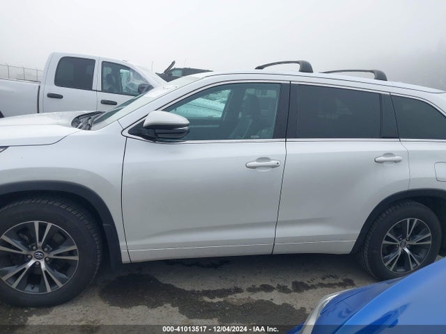 Toyota Highlander Xle V6 2016 5TDJKRFH7GS303929 Image 14