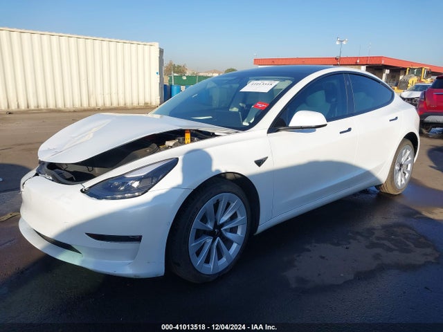 2022 TESLA MODEL 3 5YJ3E1EB3NF136615 Photo 1
