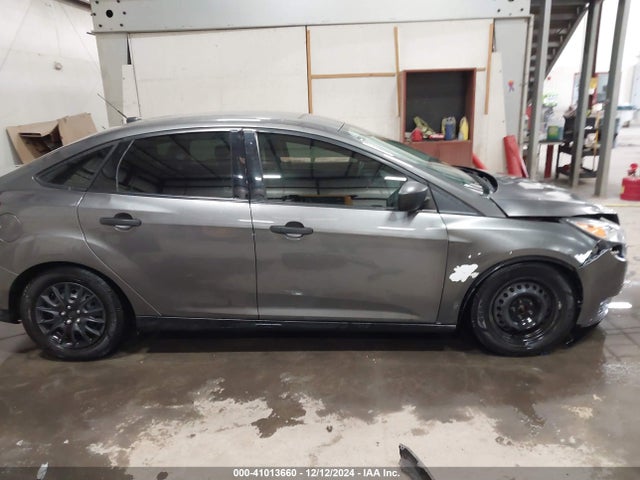 Ford FOCUS S 2015 1FADP3E23FL364225 Image 13