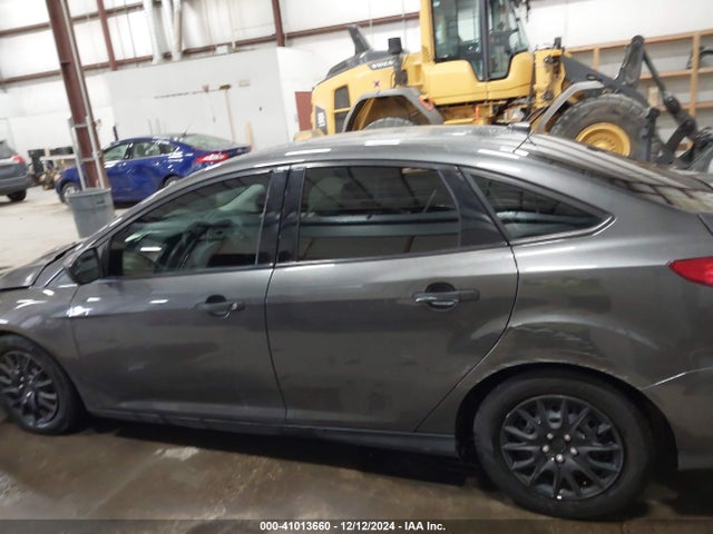 1FADP3E23FL364225 Ford FOCUS S