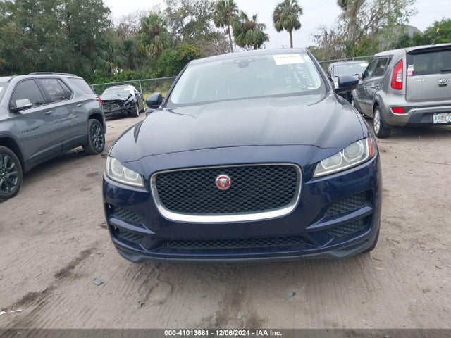 Jaguar F-PACE 35T 2017 SADCS2BV9HA054919 Image 12