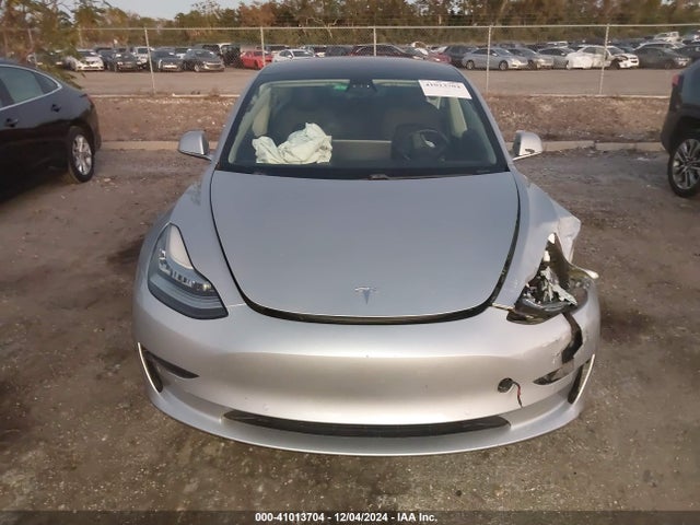 Tesla Model 3 Long Range/performance 2018 5YJ3E1EB5JF065265 Image 12