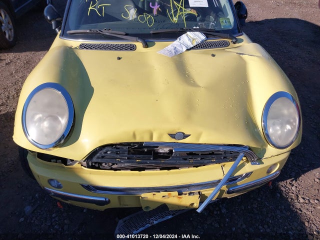 2003 MINI COOPER WMWRC33423TC45741 Photo 9