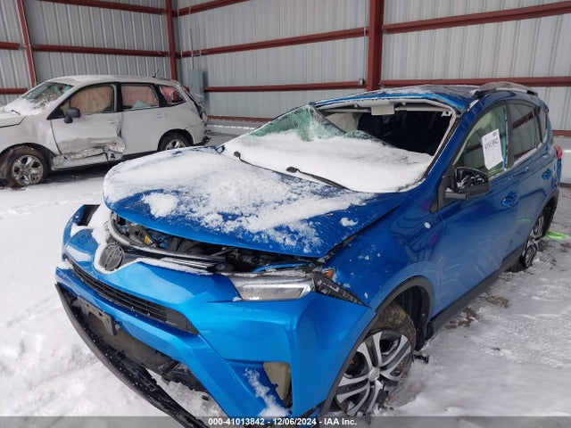 Toyota RAV4 LE 2016 JTMBFREV1GJ099254 Image 6
