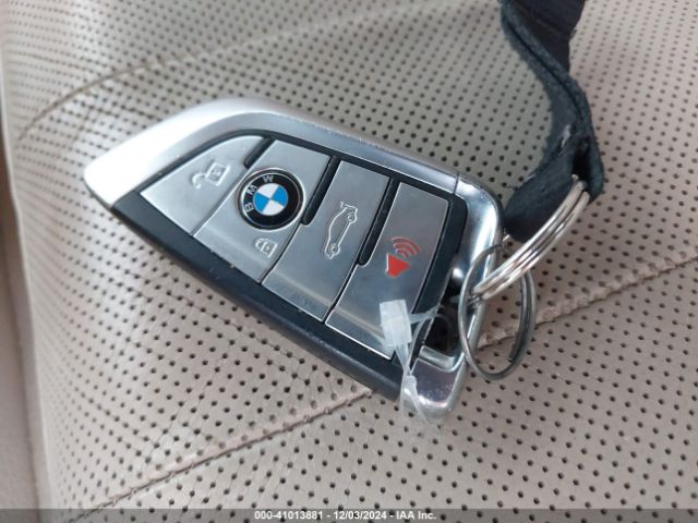5UXKS4C56E0C07017 BMW X5 Xdrive35d