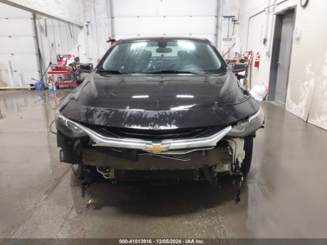 1G1ZD5ST9LF111107 Chevrolet Malibu Fwd Lt