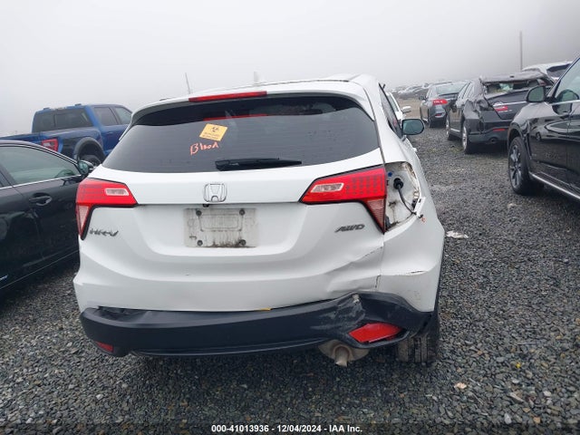 Honda HR-V LX 2018 3CZRU6H33JM727459 Image 17