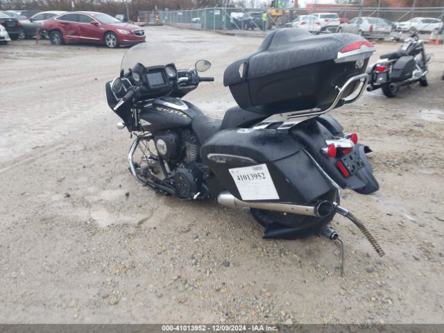 2020 INDIAN MOTORCYCLE CO. ROADMASTER 56KTKDBB6L3383999 Photo 2