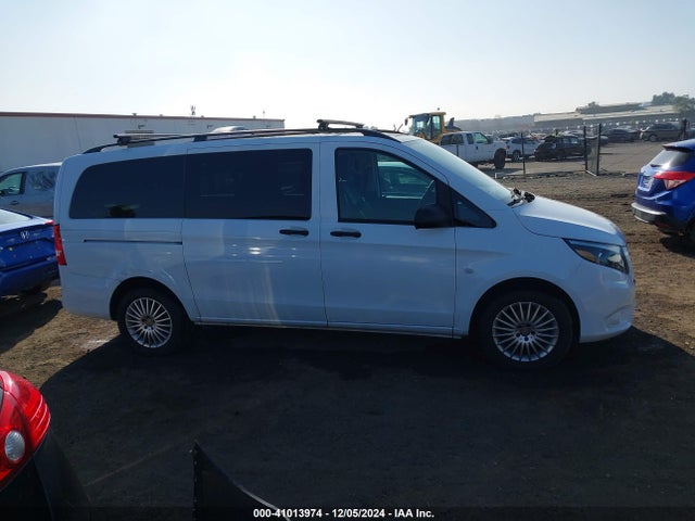 Mercedes-Benz Metris 2018 WD4PG2EE1J3372429 Image 13