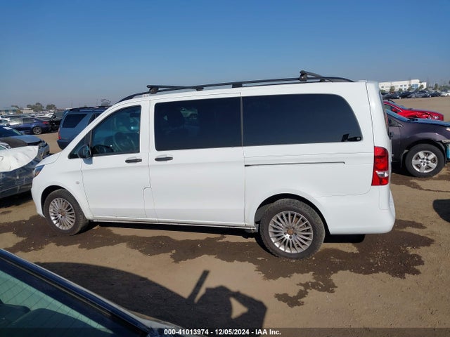 Mercedes-Benz Metris 2018 WD4PG2EE1J3372429 Image 14