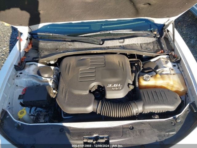 2C3CDXHG6HH530822 Dodge Charger Sxt Rwd