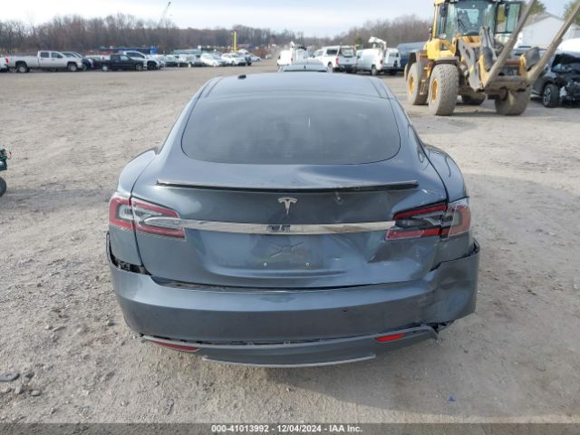 5YJSA1H17EFP43126 Tesla Model S P85