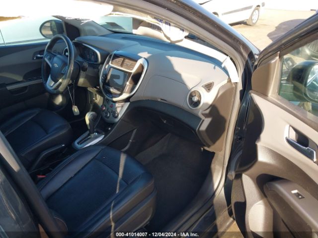 1G1JF5SB5J4136724 Chevrolet Sonic Premier Auto