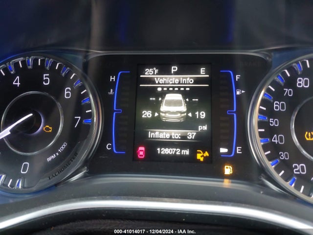 Chrysler 200 Limited 2015 1C3CCCAB7FN753207 Image 7