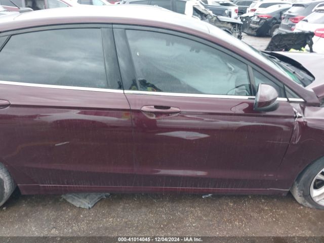 3FA6P0HDXJR231511 Ford FUSION SE