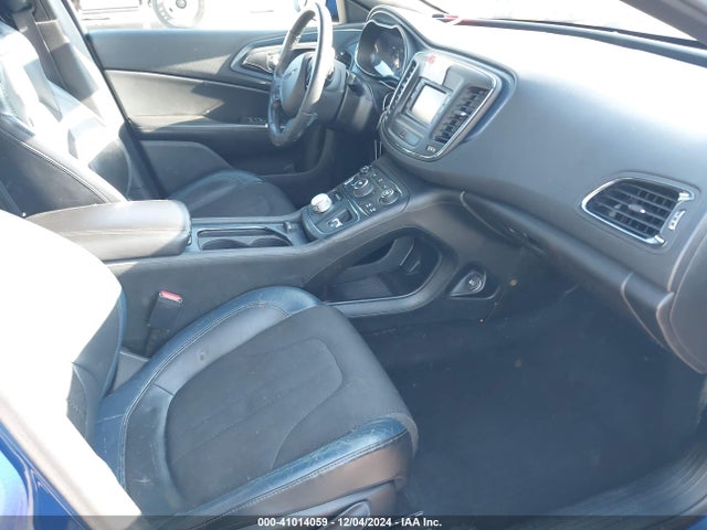 Chrysler 200 S 2015 1C3CCCBB4FN542531 Image 5