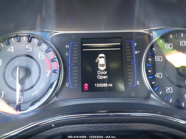 Chrysler 200 S 2015 1C3CCCBB4FN542531 Image 7