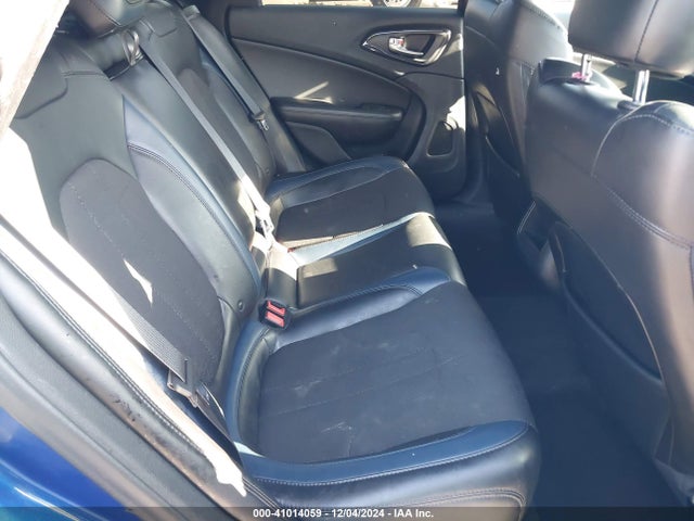 Chrysler 200 S 2015 1C3CCCBB4FN542531 Image 8